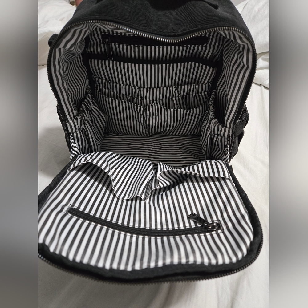 Rad Rev Courduroy Backpack - Picture 3 of 3
